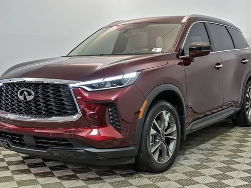 Used 2025 INFINITI QX60 Luxe w/ Vision Package AWD/4WD image 5