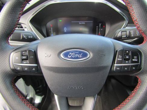 Used 2024 Ford Escape ST-Line Select AWD/4WD image 19