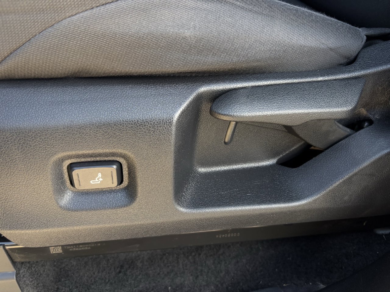 Used 2024 Toyota Tacoma SR RWD image 25