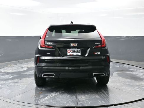 Used 2025 Cadillac XT4 Premium Luxury image 13