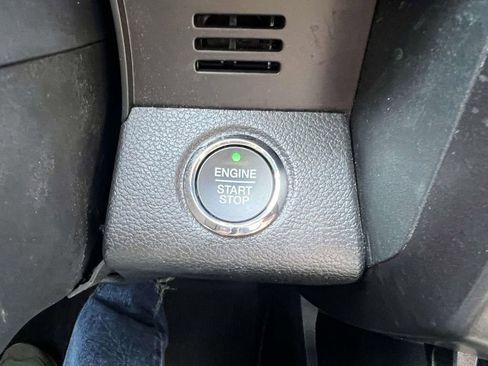 Used 2021 Ford Expedition Limited AWD/4WD image 29