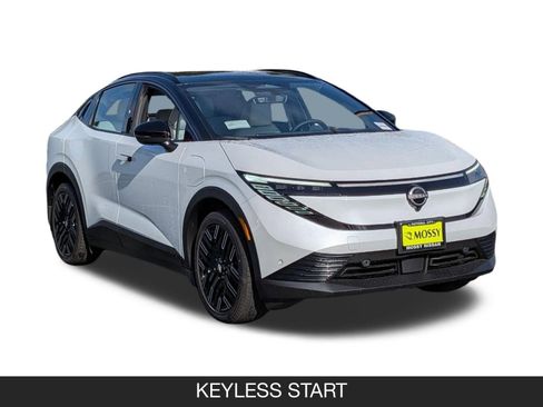 New 2026 Nissan Leaf Platinum+ image 2