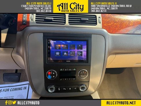 Used 2011 GMC Yukon XL SLT w/ SLT-2 Equipment Package RWD image 20