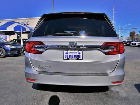 Used 2018 Honda Odyssey EX-L image 6