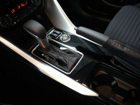 New 2026 Mitsubishi Eclipse Cross LE image 14