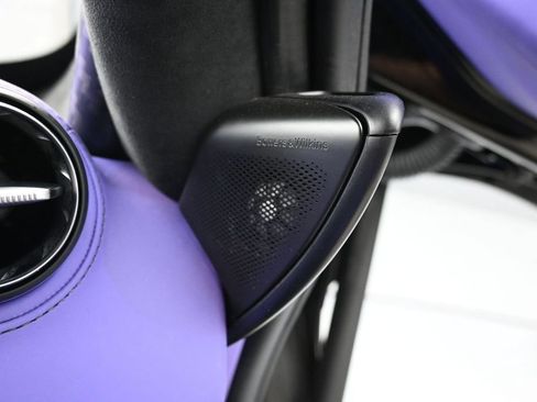 Used 2024 McLaren 750S Spider RWD image 22