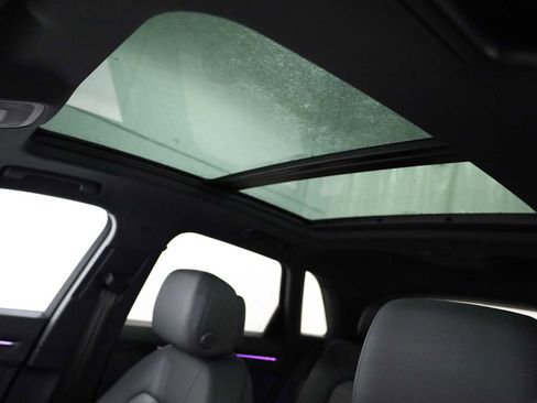 Used 2023 Audi Q3 2.0T Premium Plus w/ Premium Plus Package image 19