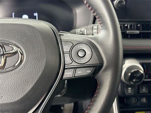 Certified 2025 Toyota RAV4 XSE image 18