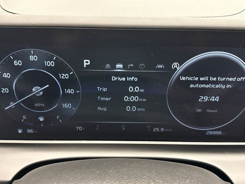 Used 2024 Kia Seltos S AWD/4WD image 13