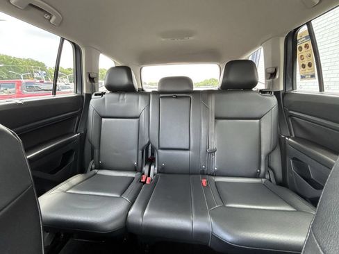 Used 2018 Volkswagen Atlas SE AWD/4WD image 24