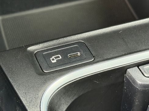 Used 2023 Mercedes-Benz CLA 250 image 36