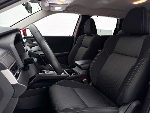 Used 2024 Mitsubishi Outlander ES image 18