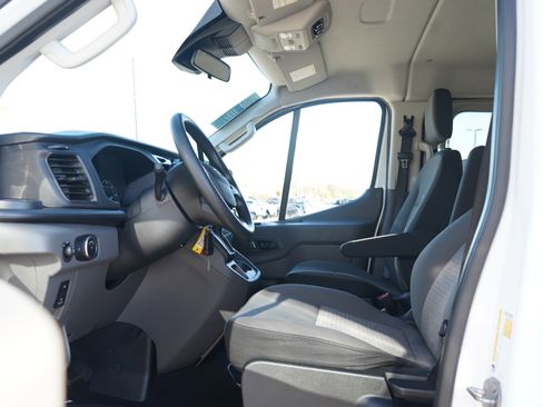 Used 2024 Ford Transit 350 XLT RWD image 27