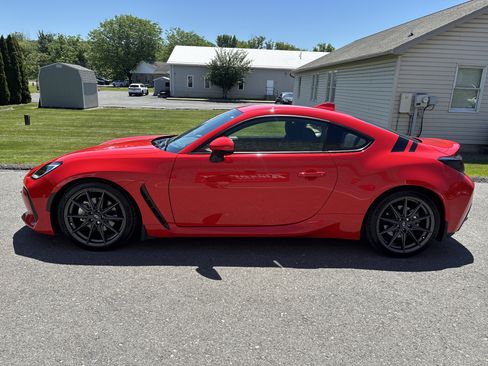 Used 2023 Subaru BRZ Limited RWD image 7