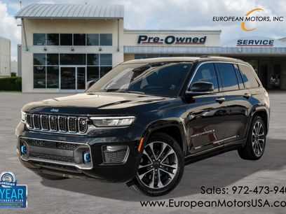 Used 2022 Jeep Grand Cherokee Overland w/ Advanced Protech Group III