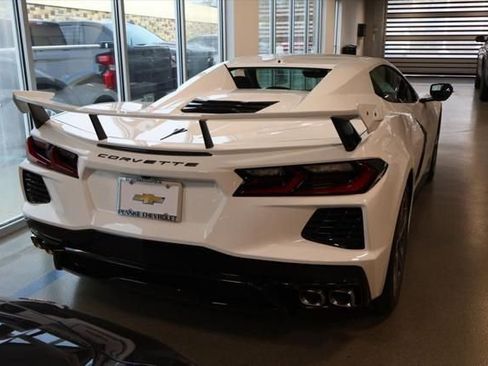 New 2026 Chevrolet Corvette Stingray image 9