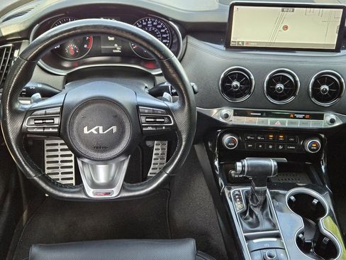 Certified 2022 Kia Stinger GT-Line AWD/4WD image 10