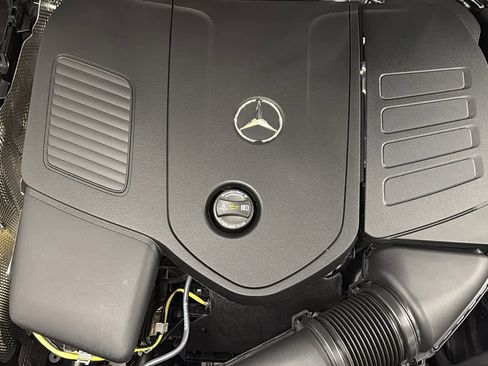New 2026 Mercedes-Benz E 350 4MATIC Sedan image 12