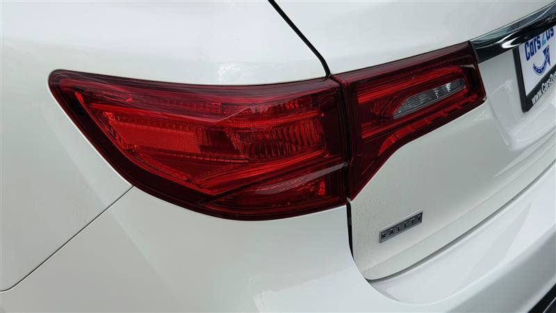 Used 2018 Acura MDX SH-AWD image 13