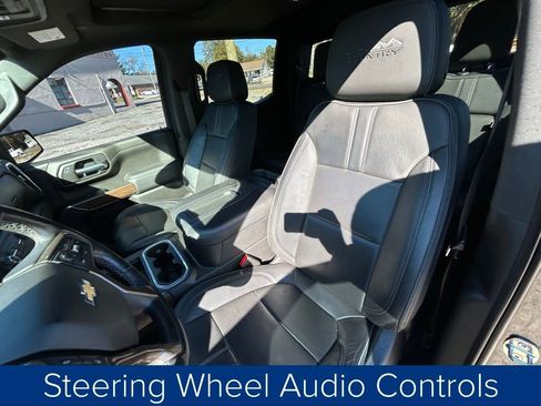 Used 2022 Chevrolet Silverado 1500 High Country w/ Technology Package image 29