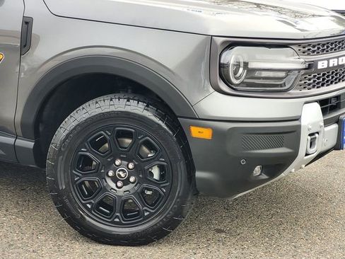 Certified 2025 Ford Bronco Sport Badlands image 6