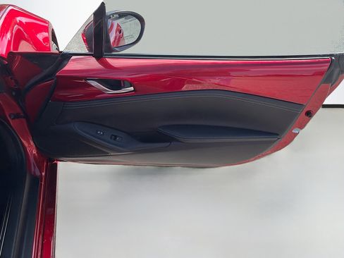 Certified 2025 MAZDA MX-5 Miata RF Grand Touring w/ Weather Package image 33