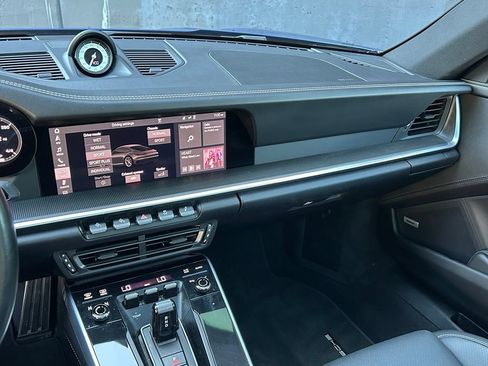 Certified 2020 Porsche 911 Carrera S RWD image 29
