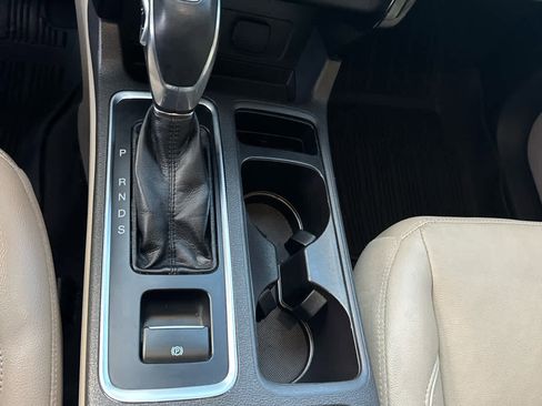 Used 2019 Ford Escape Titanium image 19