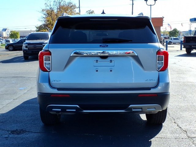 Used 2023 Ford Explorer XLT w/ Equipment Group 202A AWD/4WD image 6