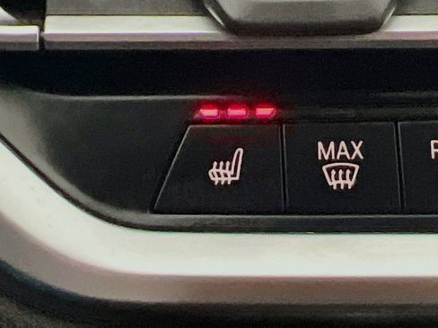 Used 2022 BMW M340i xDrive w/ Premium Package image 21