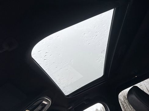 Used 2024 Jeep Grand Cherokee L Altitude image 19