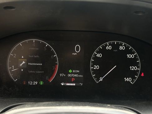 Used 2025 Honda HR-V LX image 8