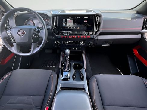 Certified 2025 Nissan Frontier PRO-4X AWD/4WD image 7