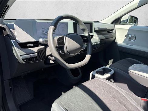 Certified 2024 Hyundai Ioniq 5 SEL RWD image 9
