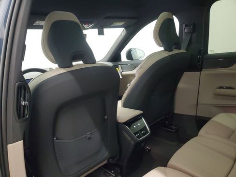 New 2025 Volvo EX90 Plus image 14