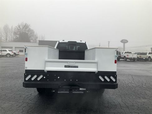 New 2026 Ford F350 XL w/ XL Chrome Package image 6