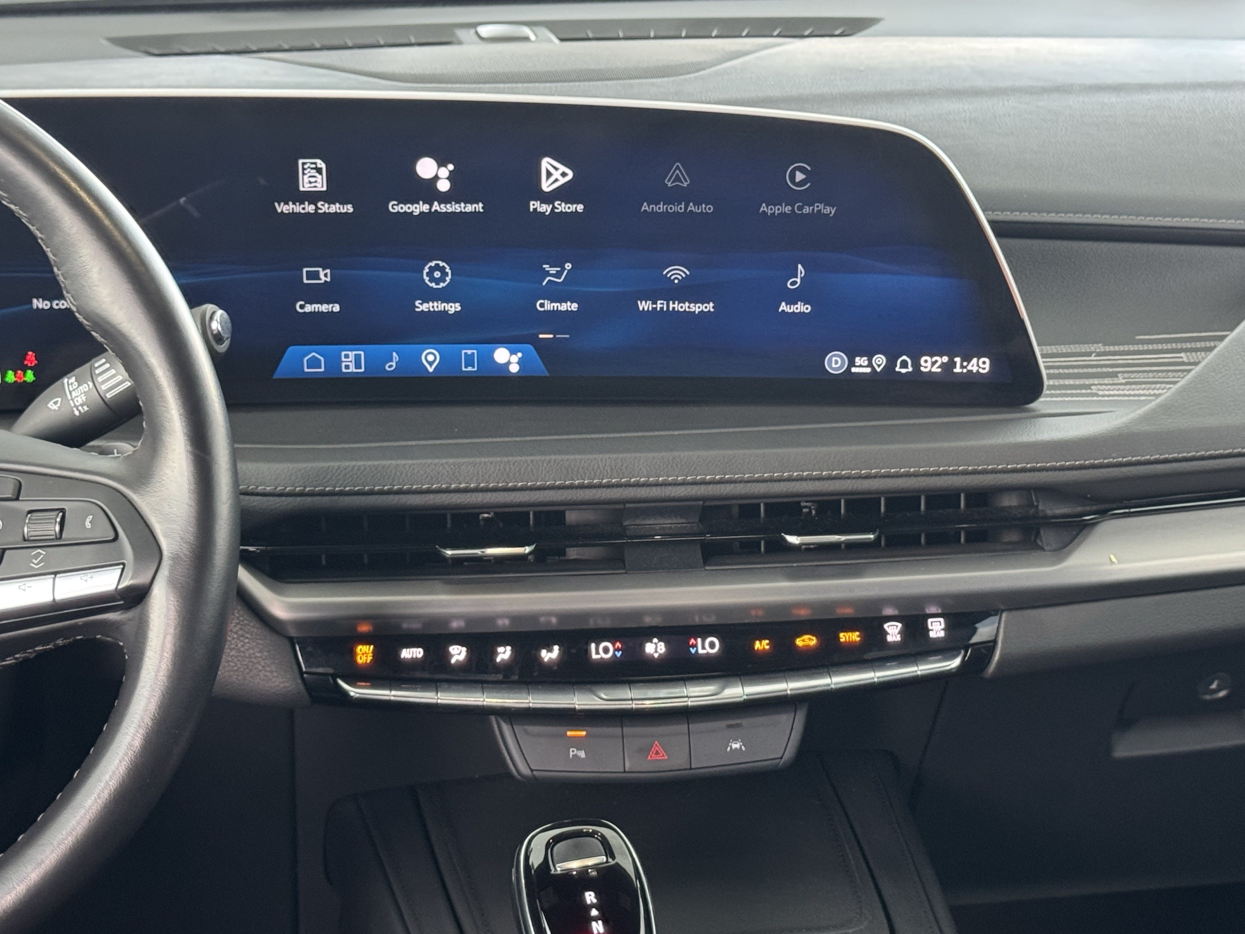 Used 2025 Cadillac XT4 Premium Luxury FWD image 15