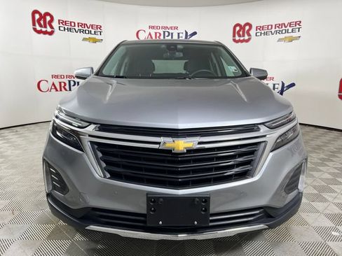 Used 2024 Chevrolet Equinox LT FWD image 2