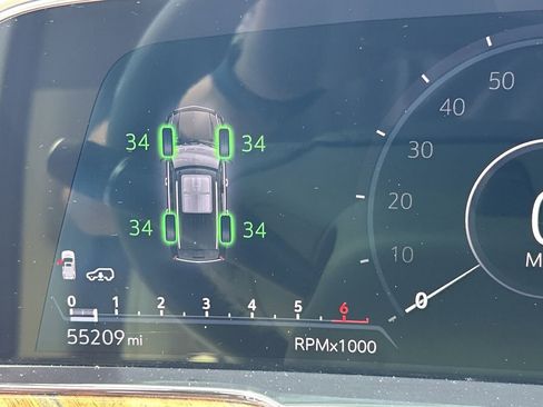 Used 2021 Cadillac Escalade Premium Luxury Platinum image 33