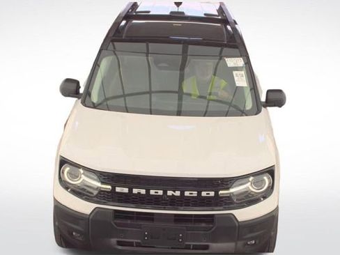 Used 2025 Ford Bronco Sport Outer Banks w/ Outer Banks Tech Package+ AWD/4WD image 9