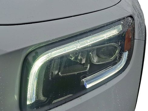 Used 2020 Mercedes-Benz GLB 250 4MATIC image 10