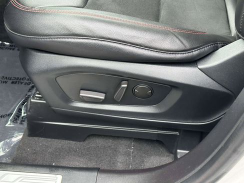 Used 2022 Ford Explorer ST-Line w/ Class IV Trailer Tow Package image 19