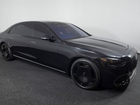 Used 2024 Mercedes-Benz Maybach S 580 4MATIC image 24
