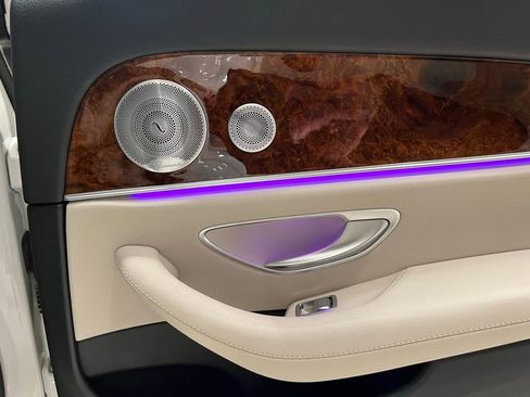 Used 2020 Mercedes-Benz E 450 4MATIC Wagon image 38