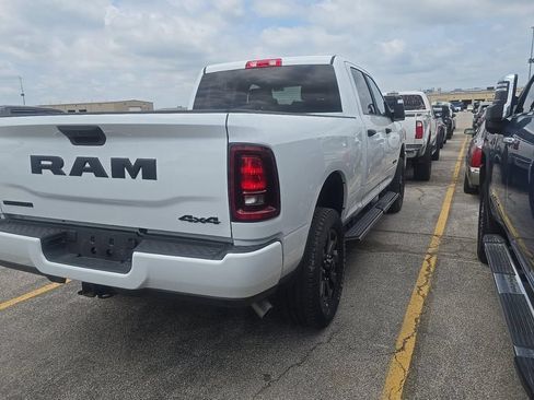 Used 2025 RAM 2500 Big Horn AWD/4WD image 2