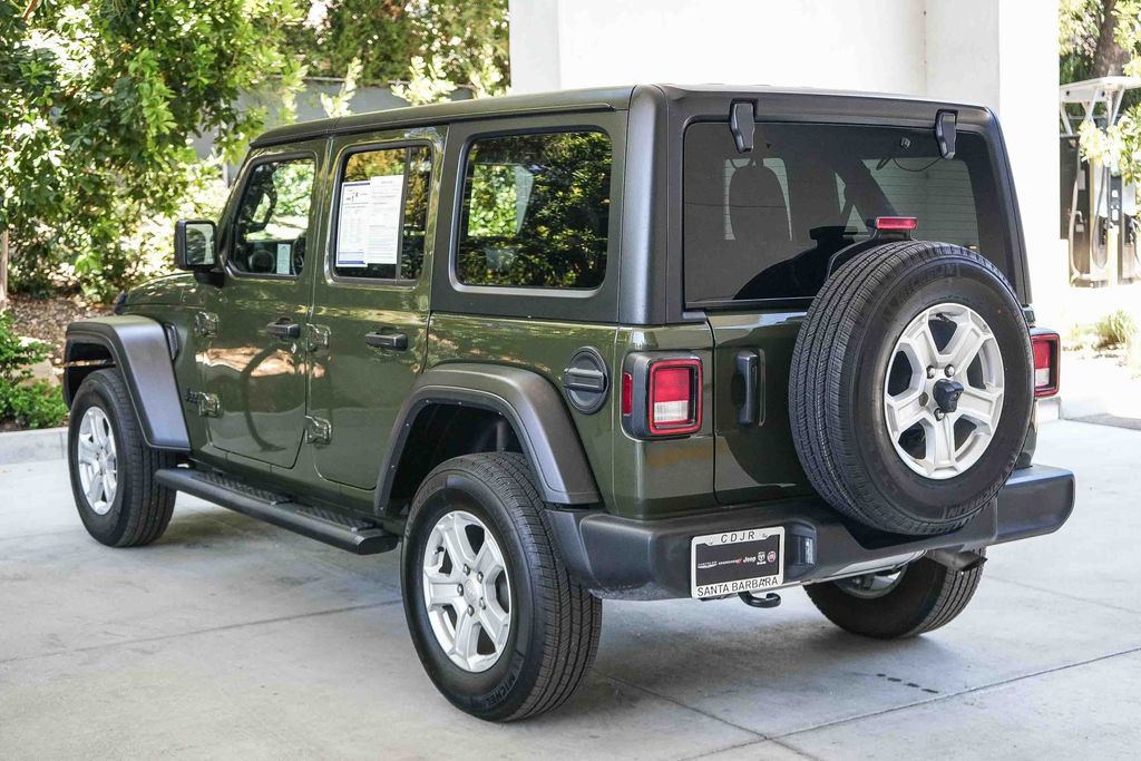 Used 2022 Jeep Wrangler Unlimited Sport AWD/4WD image 4