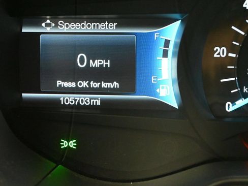 Used 2020 Ford Fusion SE FWD image 16
