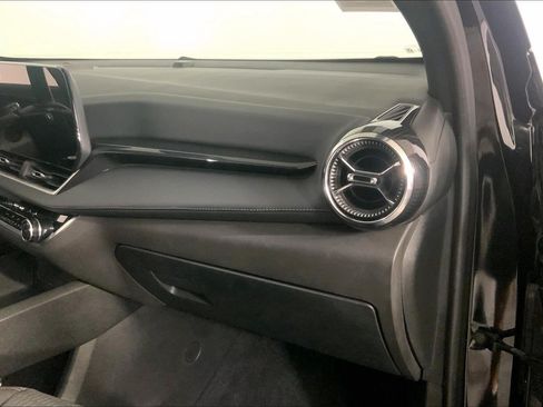 Used 2025 Chevrolet Equinox LT FWD image 16