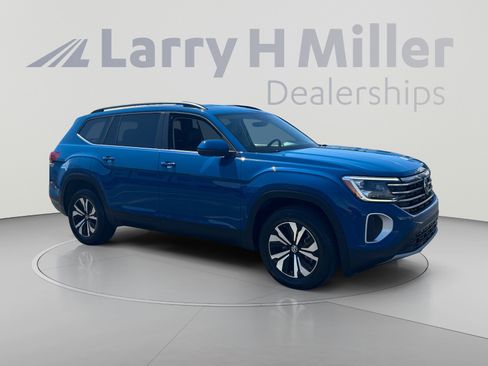 Used 2025 Volkswagen Atlas SE AWD/4WD image 7