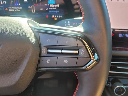 Used 2024 Chevrolet Traverse RS w/ LPO, Floor Liner Package image 31